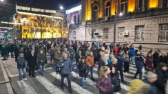 Završen 11. protest koalicije "Srbija protiv nasilja": Ispred RTS-a održan 'Slobodni dnevnik' , ispred RIK-a aplauz za Mariniku (VIDEO, FOTO) 6