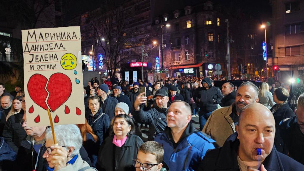 Blokada studenata i protest koalicije Srbija protiv nasilja u fotografijama (FOTO) 2 Blokada studenata i protest koalicije Srbija protiv nasilja u fotografijama (FOTO) 2