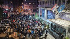 Završen 11. protest koalicije "Srbija protiv nasilja": Ispred RTS-a održan 'Slobodni dnevnik' , ispred RIK-a aplauz za Mariniku (VIDEO, FOTO) 8