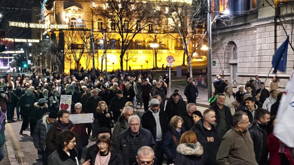 Blokada studenata i protest koalicije Srbija protiv nasilja u fotografijama (FOTO) 24 Blokada studenata i protest koalicije Srbija protiv nasilja u fotografijama (FOTO) 24