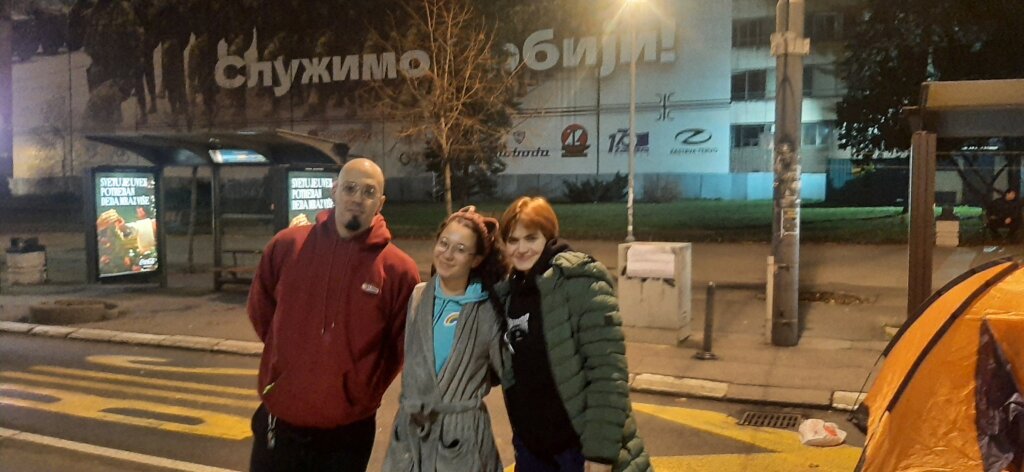 blkade "Dobro jutro je": Reporterka Danasa ranom zorom na studentskoj blokadi u Beogradu 3