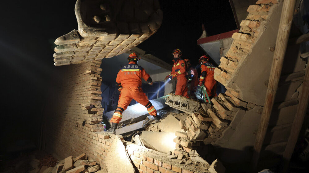 U zemljotresu u Kini više od 100 poginulih 1