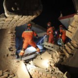 U zemljotresu u Kini više od 100 poginulih 11