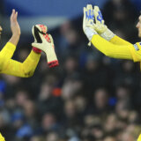 Treći srpski golman u Premijer ligi: Da li je povreda Španca Sančeza šansa za Petrovića u Čelsiju 11