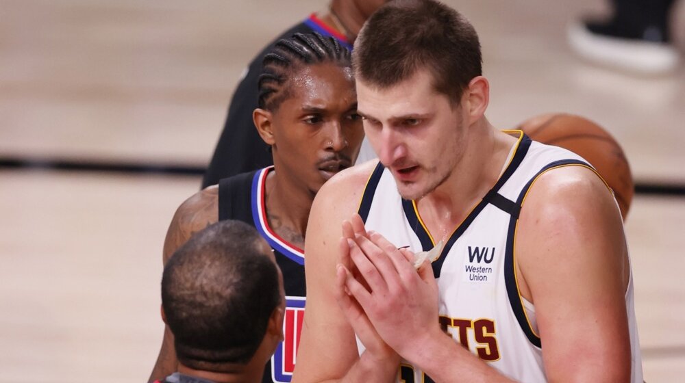 Nikola Jokić ima još jedan "dabl" u NBA - u isključenjima: Svih 11 situacija zbog kojih je Denverov as napuštao utakmice (VIDEO) 1