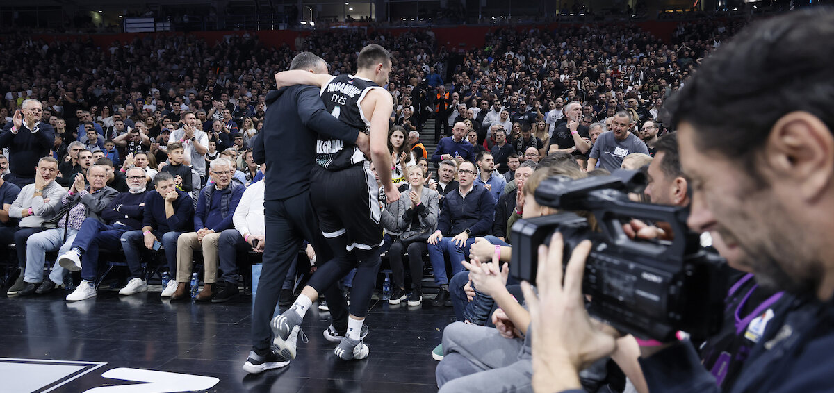 Ovaj Partizan je neuništiv: Crno-beli protiv Armanija zabeležili još jednu dramatičnu pobedu u Evroligi 2 Ovaj Partizan je neuništiv: Crno-beli protiv Armanija zabeležili još jednu dramatičnu pobedu u Evroligi 2