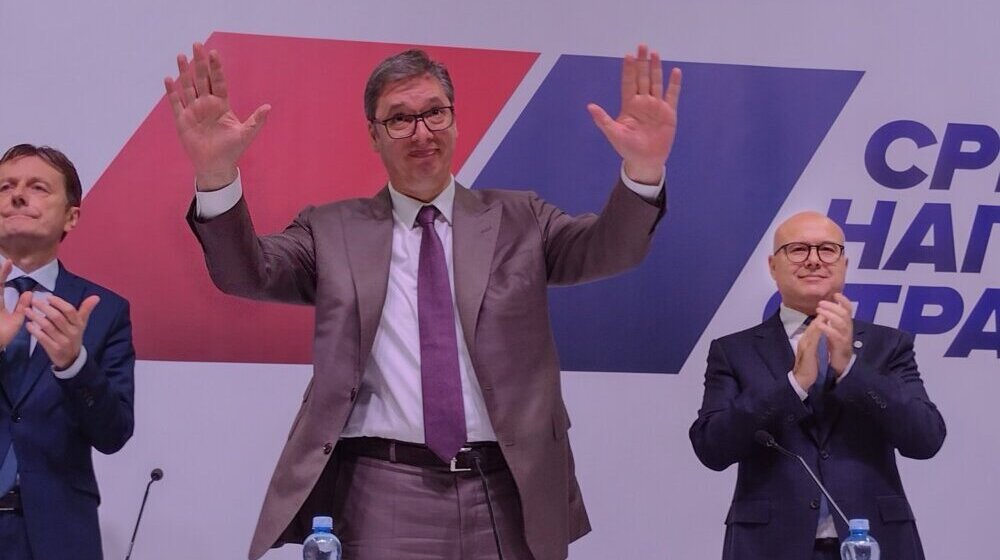 „Srbija ne sme da stane” sutra i u Kragujevcu: Na mitingu SNS-a govoriće i predsednik Vučić 1