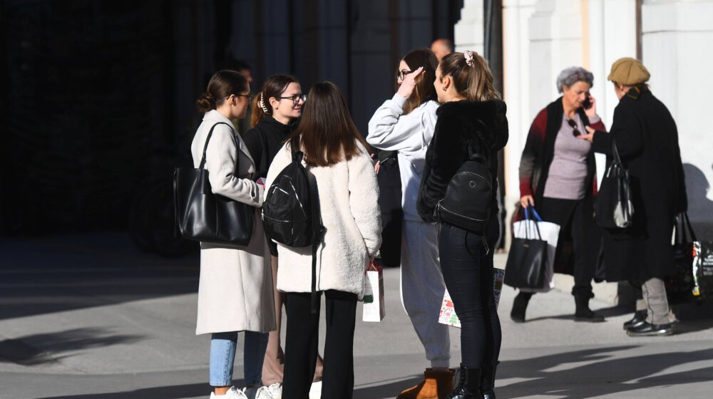 Danas sunčano i natprosečno toplo vreme 9