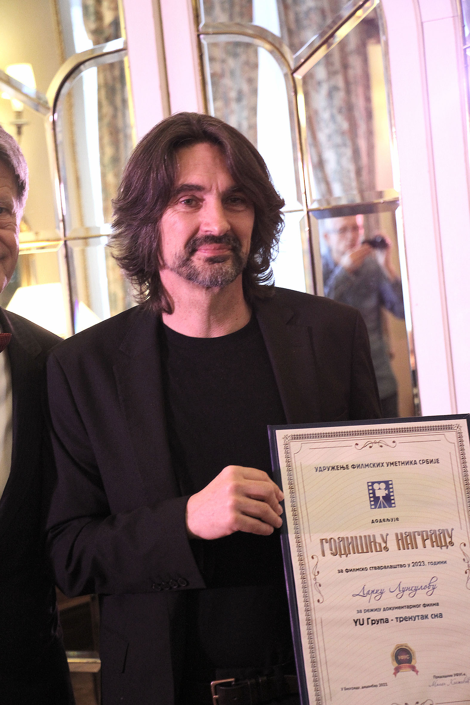 Ljubav i lojalnost filmu u teškim vremenima: Udruženje filmskih umetnika Srbije svečano uručilo svoje tradicionalne nagrade 8 Ljubav i lojalnost filmu u teškim vremenima: Udruženje filmskih umetnika Srbije svečano uručilo svoje tradicionalne nagrade 8