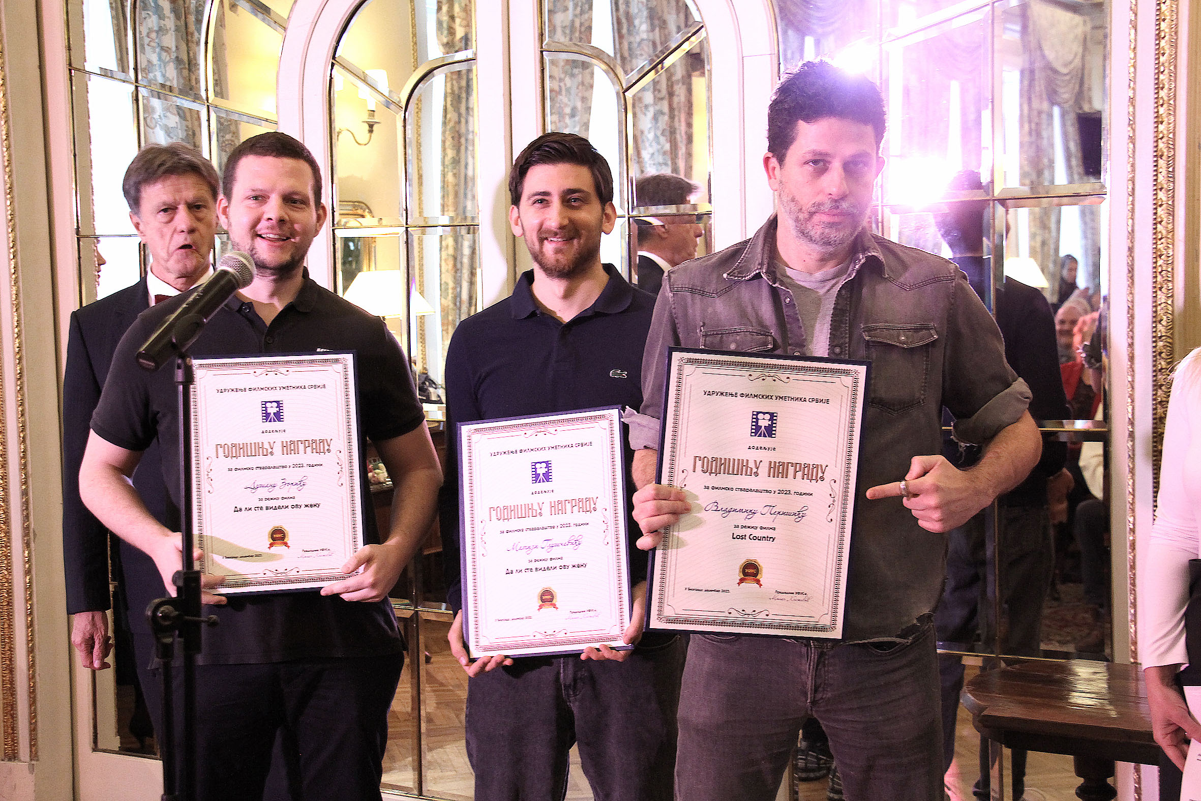 Ljubav i lojalnost filmu u teškim vremenima: Udruženje filmskih umetnika Srbije svečano uručilo svoje tradicionalne nagrade 7 Ljubav i lojalnost filmu u teškim vremenima: Udruženje filmskih umetnika Srbije svečano uručilo svoje tradicionalne nagrade 7