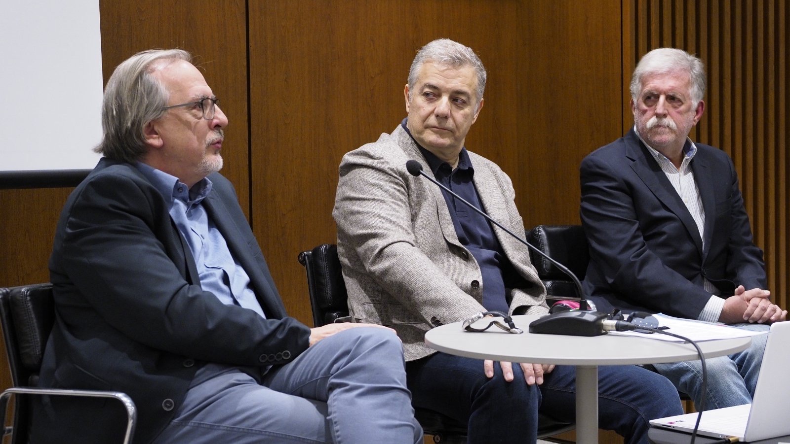 INTERVJU Dragoljub Mićko Ljubičić i Vojislav Voja Žanetić : Berlinski zid ovde još nije pao, pali smo samo mi 2