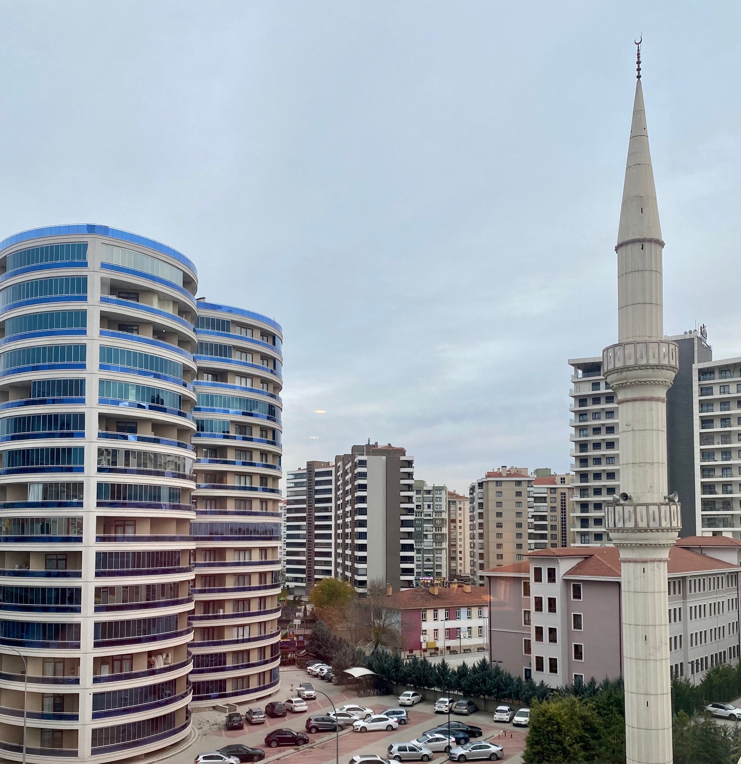 Reporterka Danasa u turskoj Konji: Ljubav prema Rumiju, mistični ples “vrtećih” derviša i hrana “prste da poližeš” (FOTO, VIDEO) 5 Reporterka Danasa u turskoj Konji: Ljubav prema Rumiju, mistični ples “vrtećih” derviša i hrana “prste da poližeš” (FOTO, VIDEO) 6