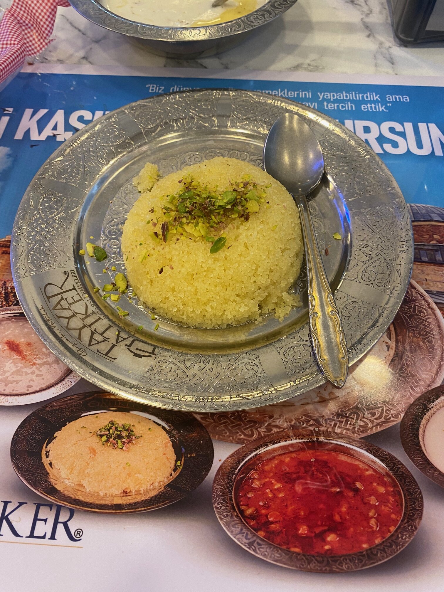 Reporterka Danasa u turskoj Konji: Ljubav prema Rumiju, mistični ples “vrtećih” derviša i hrana “prste da poližeš” (FOTO, VIDEO) 8 Reporterka Danasa u turskoj Konji: Ljubav prema Rumiju, mistični ples “vrtećih” derviša i hrana “prste da poližeš” (FOTO, VIDEO) 9