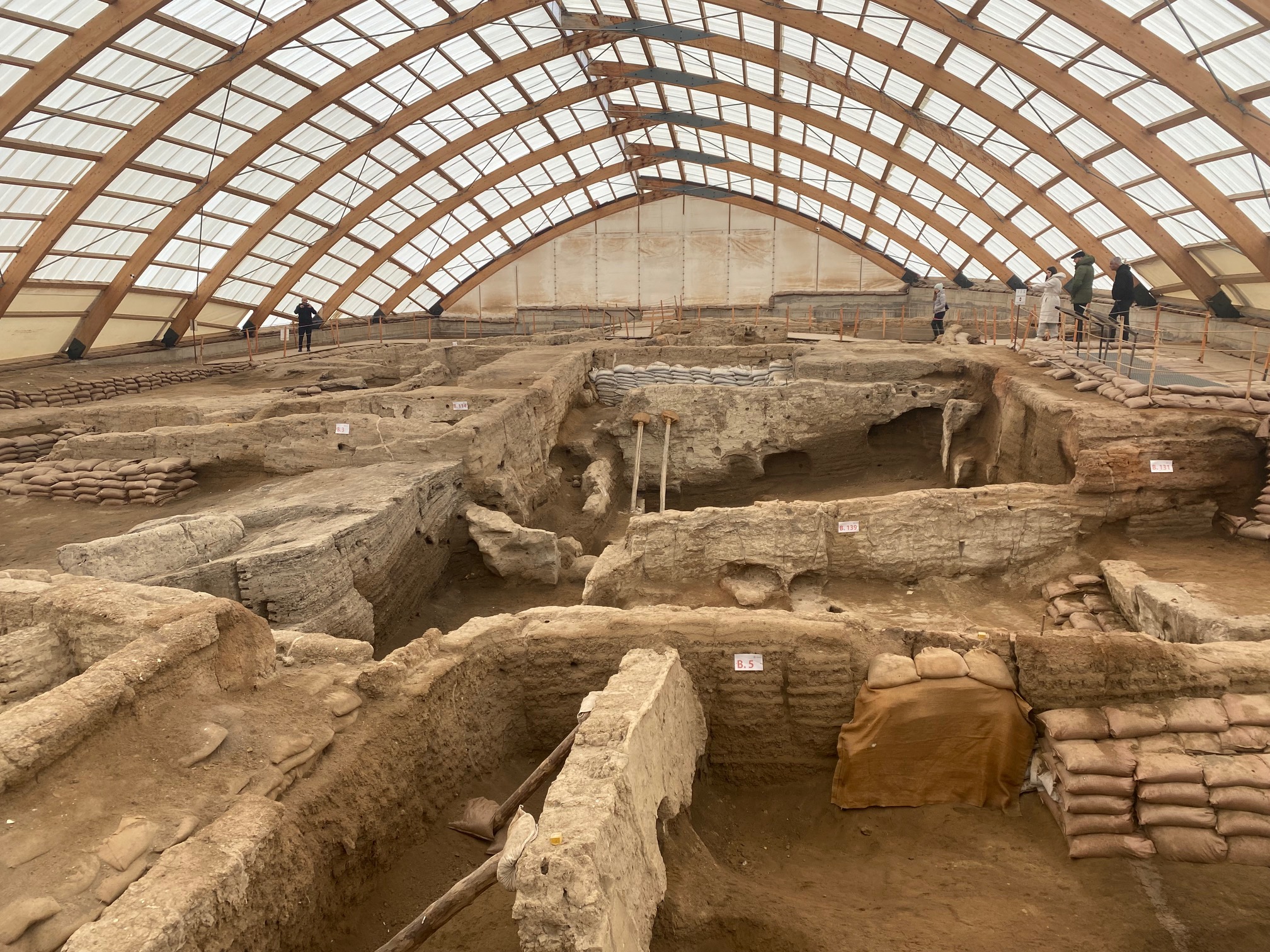 Reporterka Danasa u turskoj Konji: Ljubav prema Rumiju, mistični ples “vrtećih” derviša i hrana “prste da poližeš” (FOTO, VIDEO) 7 Reporterka Danasa u turskoj Konji: Ljubav prema Rumiju, mistični ples “vrtećih” derviša i hrana “prste da poližeš” (FOTO, VIDEO) 8