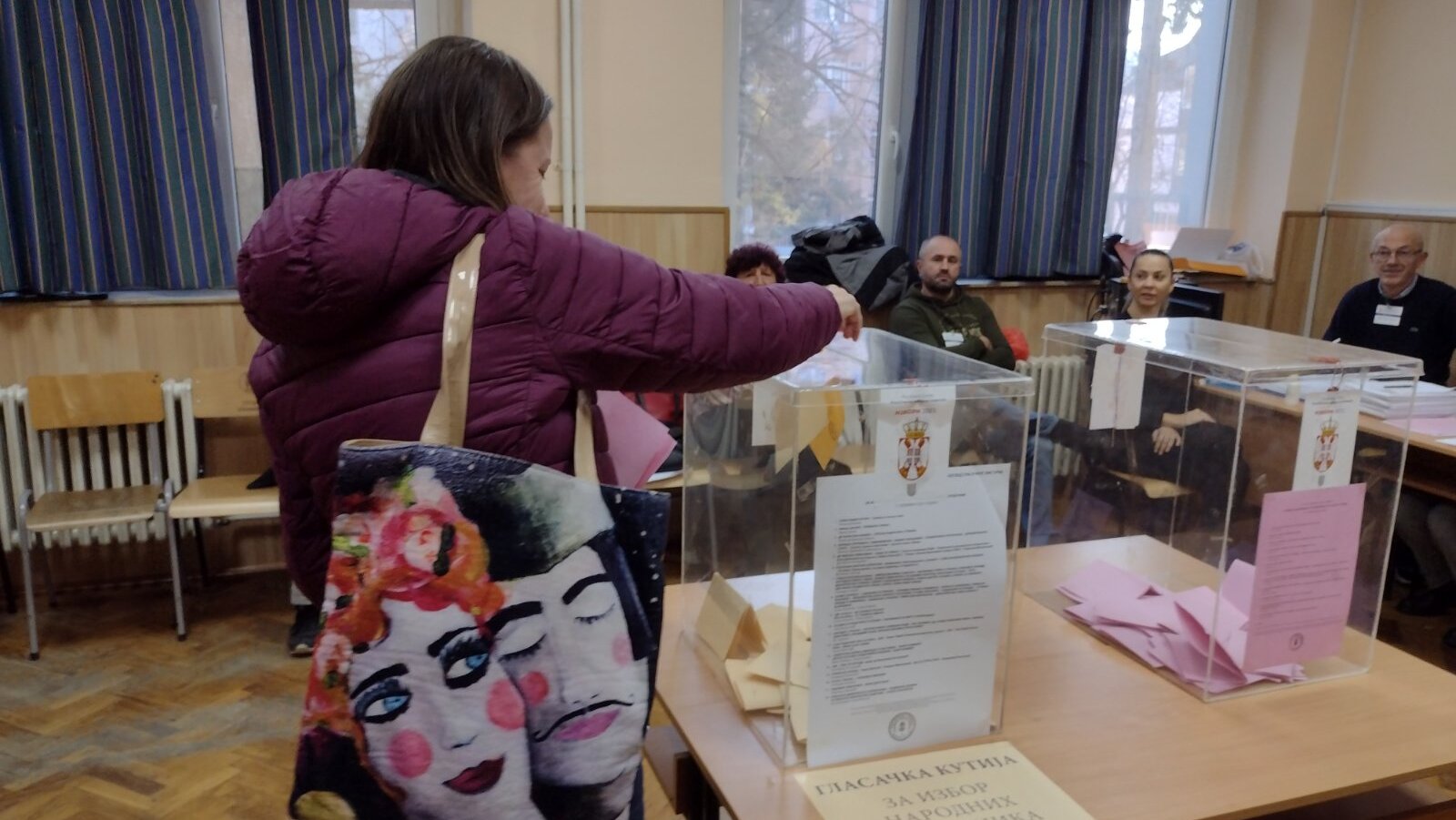 LOKALNI IZBORI - Pokrajinski izbori na 59,82 odsto obrađenih rezultata: SNS 51,6 odsto, SPN 15,73, SVM 9,3. Rasim Ljajić proglasio pobedu u Novom Pazaru 17