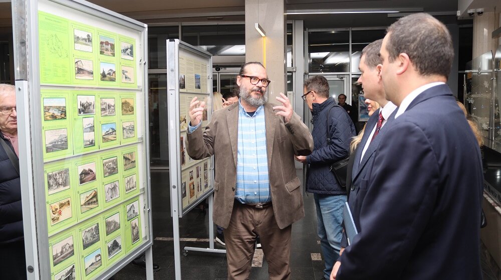 Kako izgleda najstarije poslato novosadsko pismo: Izložba filatelista u glavnoj pošti u Novom Sadu 1