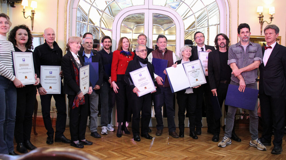 Ljubav i lojalnost filmu u teškim vremenima: Udruženje filmskih umetnika Srbije svečano uručilo svoje tradicionalne nagrade 1