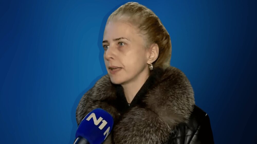 Profesorka filozofije koja sme da kaže ono o čemu se mnogi boje i ćutati: Ko je Danijela Grujić iz Novog Sada koja je počela štrajk glađu? 1