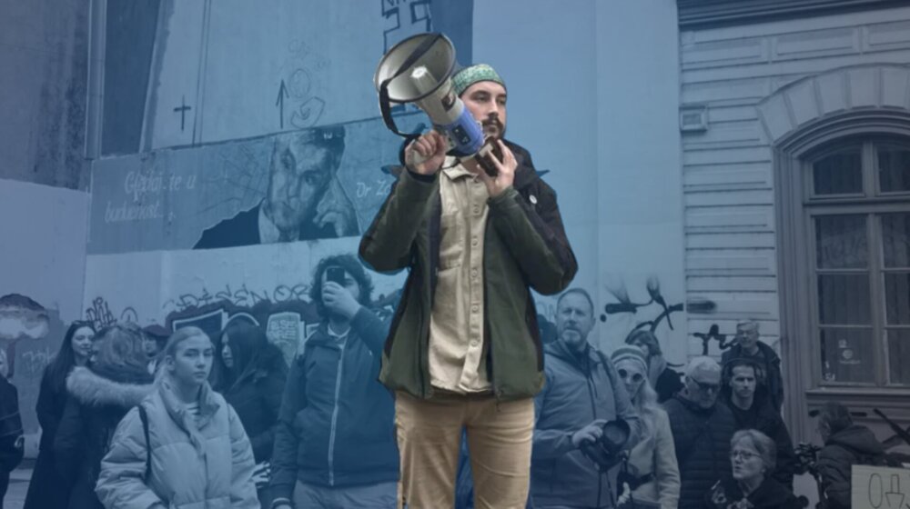 "Đilasov student": Ko je Ivan Bjelić, jedan od predvodnika mladih na protestima i blokadama? 1