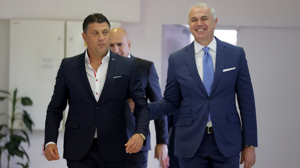 Zvezda zvanično predstavila Vladana Milojevića: Supermen stigao na "Marakanu" 1