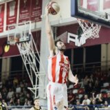 Crvena zvezda bez Tea, na pogon Tobija i Mitrovića preslišala Split, skroman debi Gilespija 8