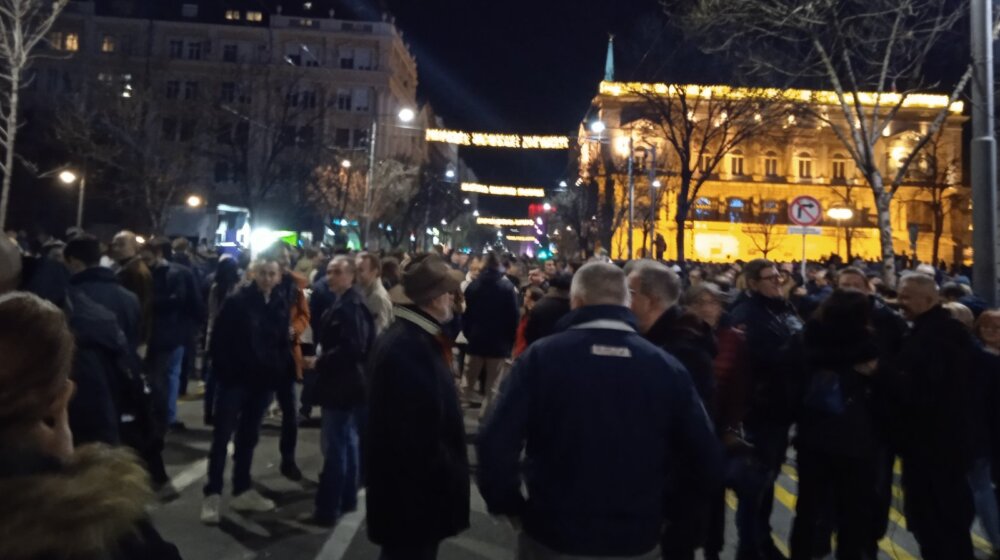 UNS traži od policije i tužilaštva da ispitaju napade na novinare tokom protesta 1
