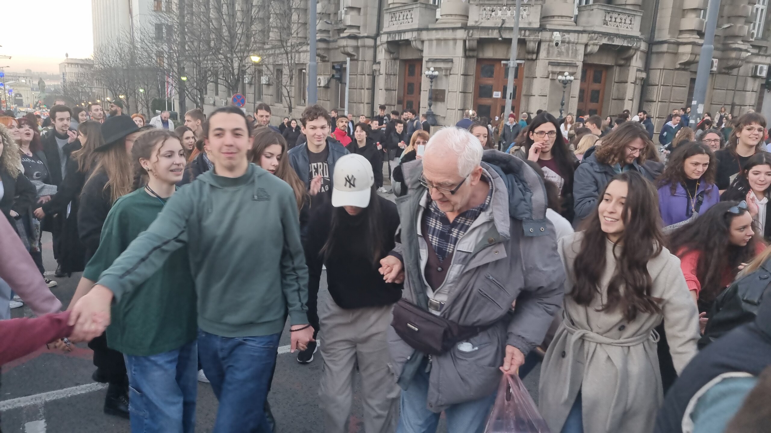 (VIDEO) Marčelo na blokadi ispred Vlade Srbije: Hajde da mlade saslušamo, a ne kao Boris Tadić da imamo stalno neki savet 2