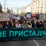 Gardijan opet o dešavanjima u Srbiji, ovog puta o opoziciji, iz Vučićevog kabineta nisu odgovorili britanskom listu 5