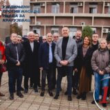 Jasno je da iza ove farse stoji gradonačelnik Dašić i Srpska napredna stranka: Ujedinjeni protiv nasilja - Nada za Kragujevac 13