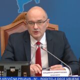 Prvo oglašavanje RIK-a: Sva biračka mesta su otvorena na vreme, u Žitorađi nije bilo struje, u Somboru pukla cev 1
