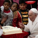 Papa Franja navršio 87 godina, završava veliku godinu napora da reformiše crkvu 7