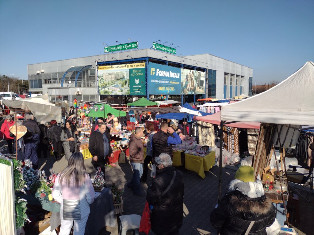 Pasoš za Voznijaka, baklje u parlamentu...: Ovo su fotografije koje su obeležile prethodnu nedelju 6