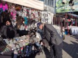Vavedenjski vasar Kragujevac 07 Od Putina do termo gaća sa sigurnosnom kamerom: Reporter Danasa na Vavedenjskom vašaru u Kragujevcu (FOTO) 7