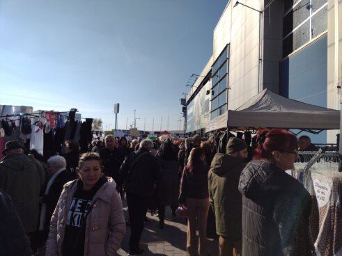 Vavedenjski vasar Kragujevac 08 Od Putina do termo gaća sa sigurnosnom kamerom: Reporter Danasa na Vavedenjskom vašaru u Kragujevcu (FOTO) 8