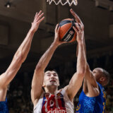 Crvena zvezda protiv "mlađeg brata" kreće po prvi trofej u sezoni, Žućkova levica za privremeni mir u kući 6