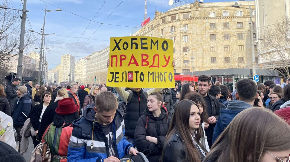 Studenti i profesori u nedelju će posetiti uhapšene tokom protesta zbog izbornih neregularnosti 1