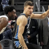 Bogdanović najefikasniji u Atlantinom timu, postavio i jedan lični rekord, ali poraz u Čikagu nije izbegnut 3