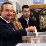 Dačić glasao i poručio: Veoma je bitno da Srbija ima političku stabilnost i državno jedinstvo 5