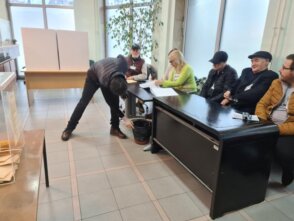 U Nišu "Srbija protiv nasilja" dobila 13.390 glasova manje od naprednjaka, a "pobedila" u centralnoj i najvećoj opštini: Preliminarni rezultati parlamentarnih izbora 2