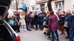 foto, protest prosvetara 13.12.23 7, foto z. miladinovic "Sve ovo postaje nesnošljivo": Protest Unije sindikata prosvetnih radnika Niša zbog političke zloupotrebe prosvete i učenika 7