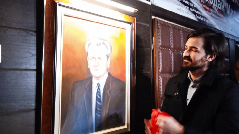 "Postoji spomenik Draži Mihailoviću, pa se Nišlije ne bune": Slobodan Milošević u niškom SPS dobio spomen salu, najavljeni spomenik i bulevar 1