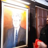 "Postoji spomenik Draži Mihailoviću, pa se Nišlije ne bune": Slobodan Milošević u niškom SPS dobio spomen salu, najavljeni spomenik i bulevar 1