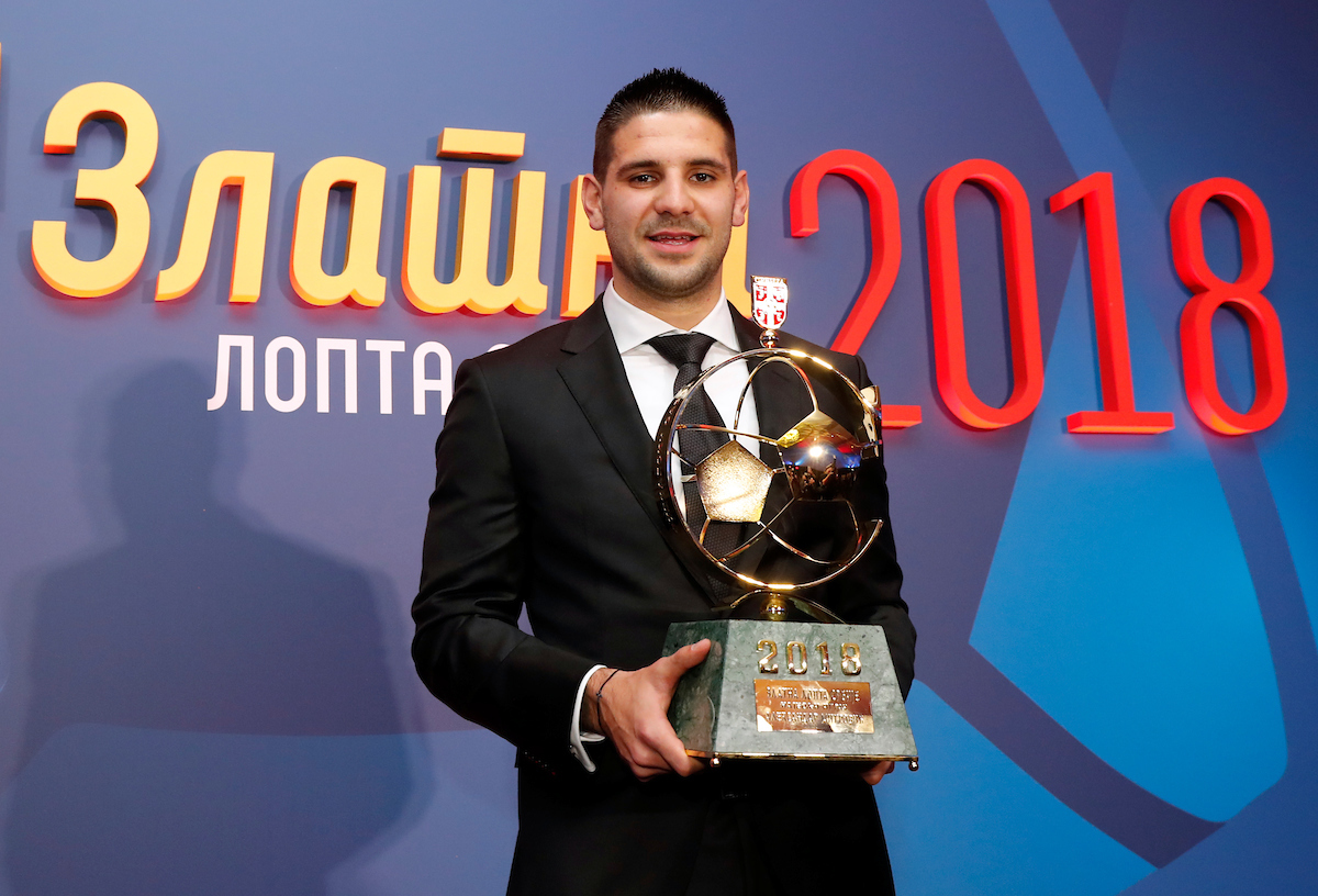 Zlatna lopta FSS s koje je obrisana prašina iz katarske pustinje: Ko su od 2005. dobitnici najvišeg priznanja srpskog fudbala i za koje zasluge? 5
