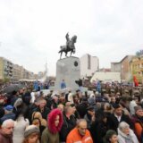 Pretežak za podzemnu garažu: Spomenik kralju Petru I u Novom Sadu moraće da nađe novo mesto 9