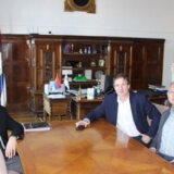 Rektor Beogradskog univerziteta Vladan Đokić sa profesorima Danilom Mandićem i Danimirom Mandićem