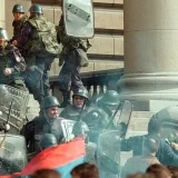 "Do svidanja" do sledećeg premlaćivanja: Demonstracije protiv Miloševića vs protesti protiv Vučića 4