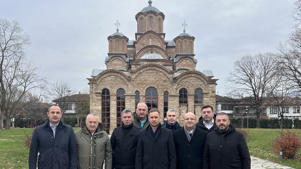 Donosi li poseta Kosovu listi "Srbija protiv nasilja" patriotske glasove? 1