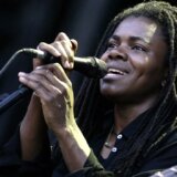 fast car trejsi čepmen