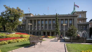 Novi ambasadori Gane, Libana, Kube i Bugarske sutra predaju akreditive predsedniku Srbije 21 Novi ambasadori Gane, Libana, Kube i Bugarske sutra predaju akreditive predsedniku Srbije 18