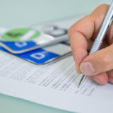 SRCE: Povećati broj službenika i uvesti sistem zakazivanja za registraciju vozila u Nišu 1